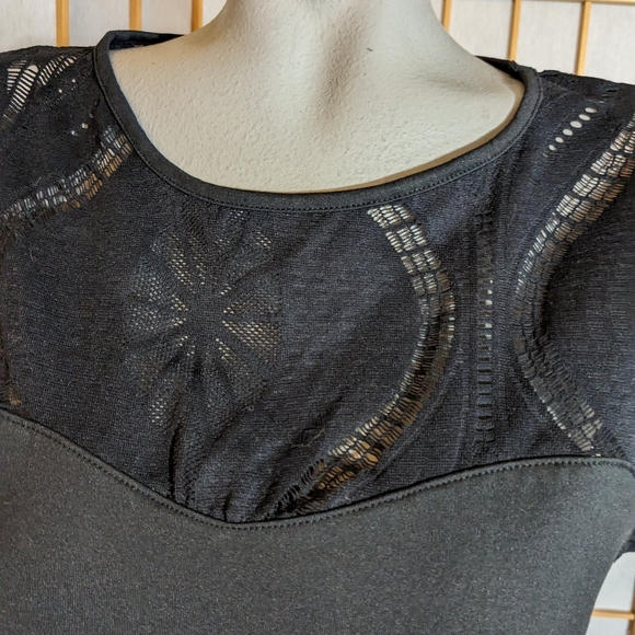 🆕 Bebe sport, lace/ knit top, LG, NEW with tags - Picture 2 of 10